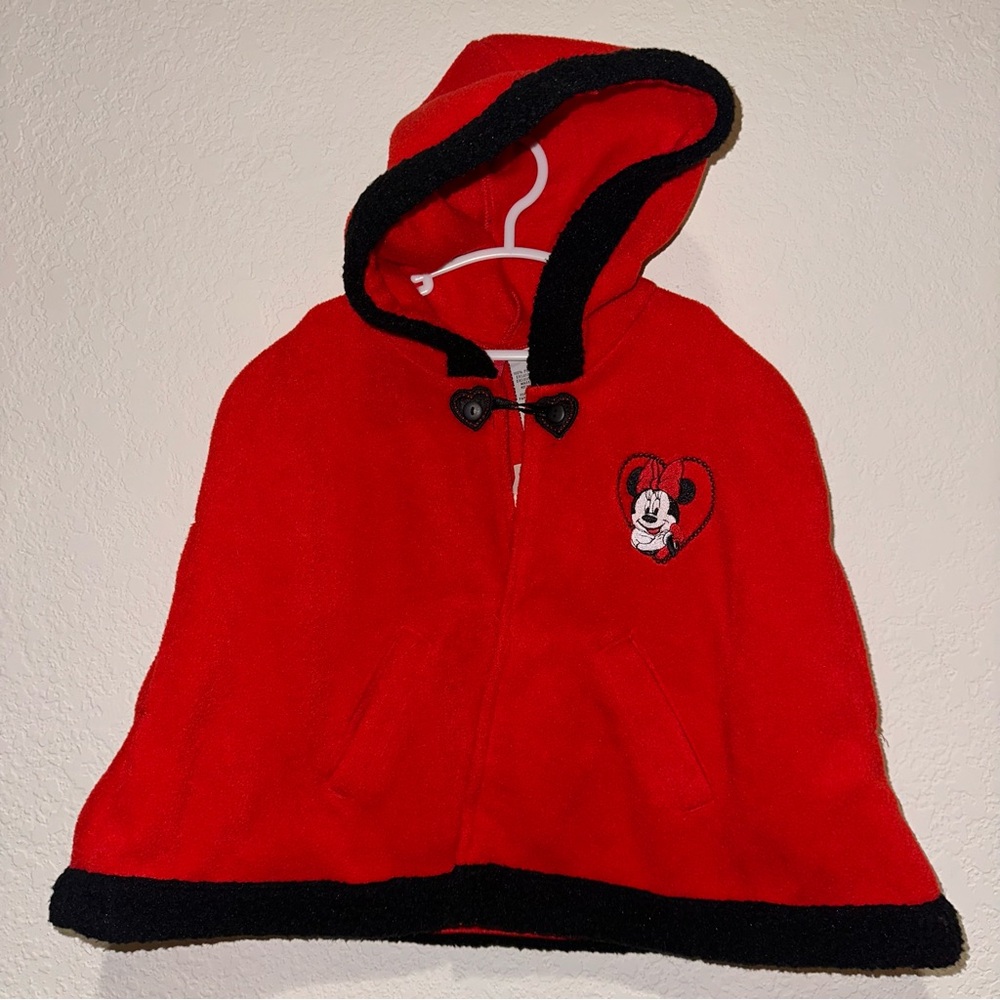 Vintage Minnie Mouse Deadstock Shall/Cape with hood. Size 4T